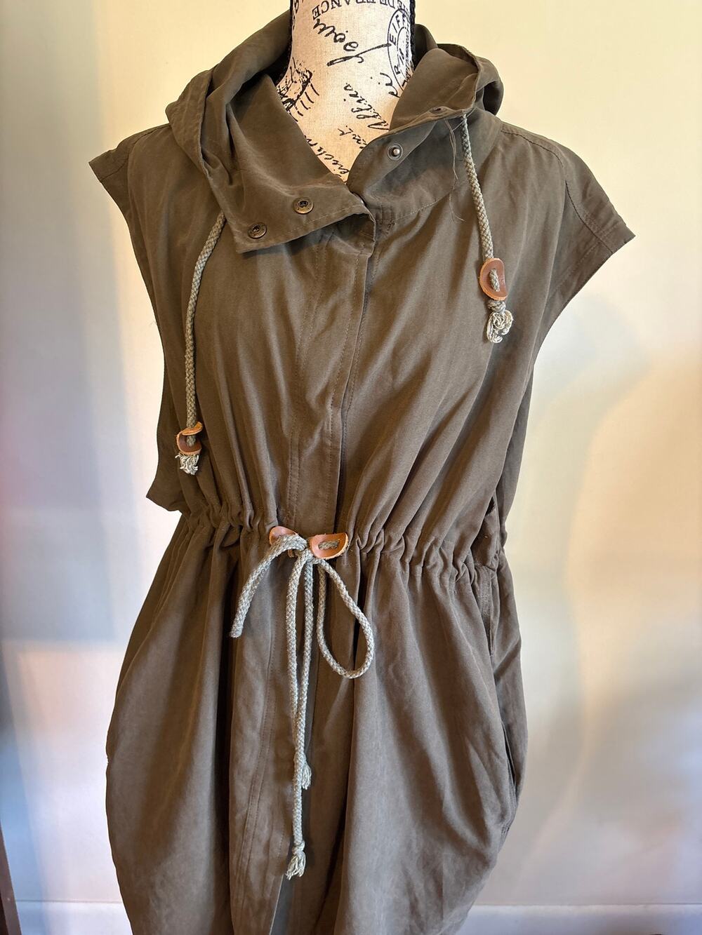 Before You Army Green Hooded Utility Vest Sz Large